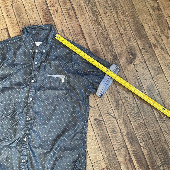 Depart West Men’s grey button down short sleeve shirt size medium - Picture 6 of 6